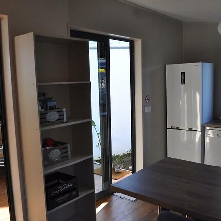 Appartamento Ti Joli Caz En Bois Saint-Gilles-les Hauts Esterno foto