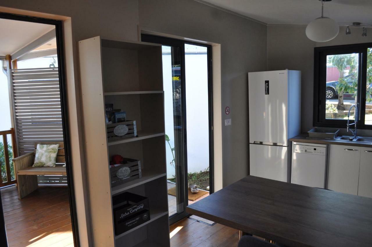 Appartamento Ti Joli Caz En Bois Saint-Gilles-les Hauts Esterno foto