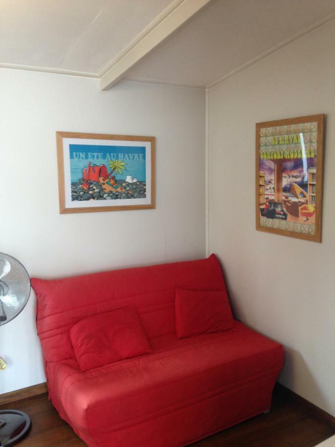 Appartamento Ti Joli Caz En Bois Saint-Gilles-les Hauts Esterno foto